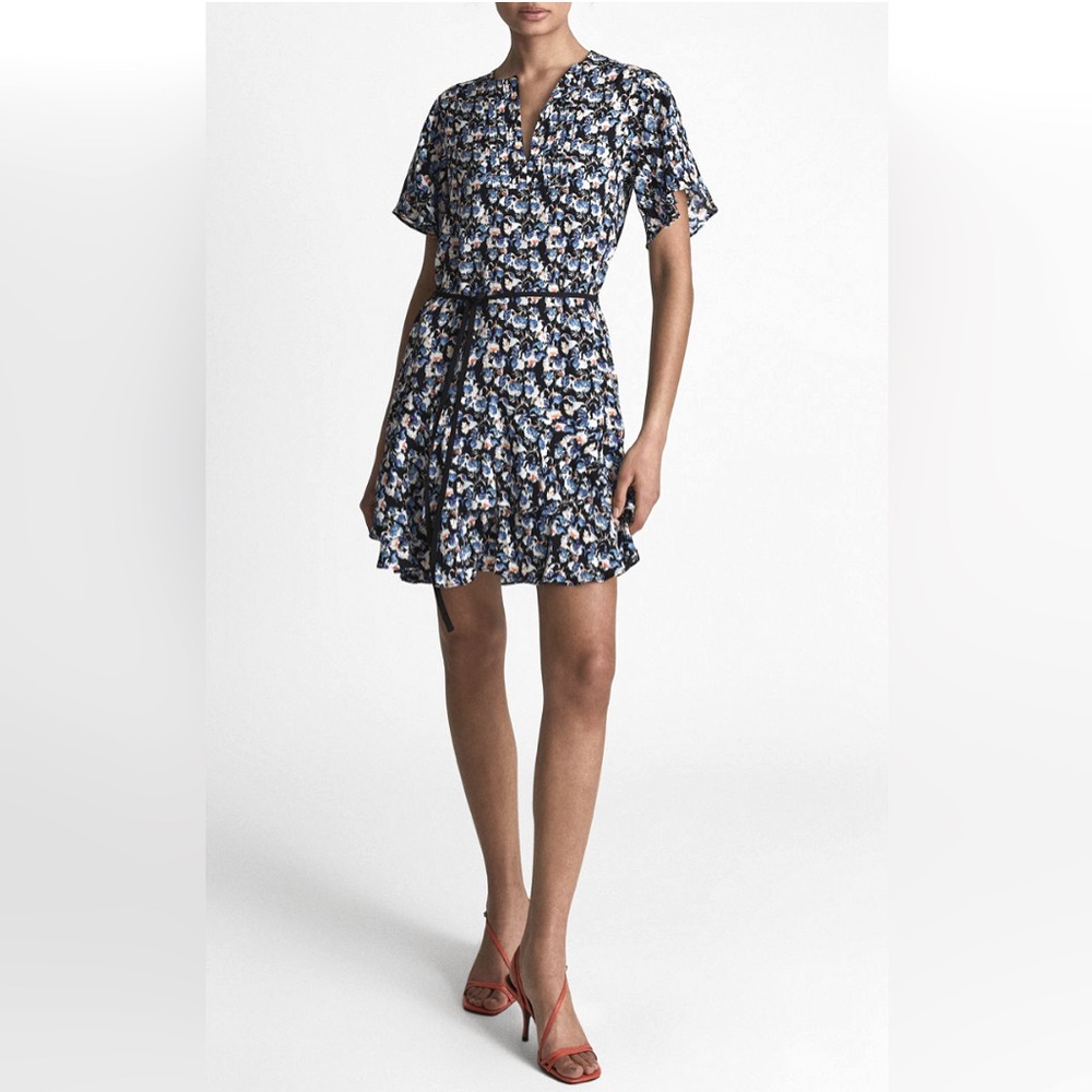 Reiss Lulu Ditsy Flippy Blue and White Floral Mini Dress, Size 2, NWT, No Belt.